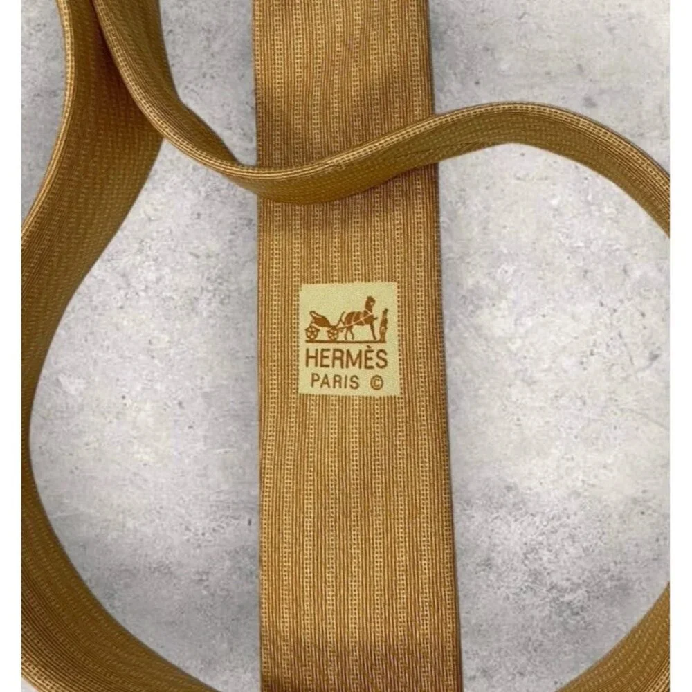 HERMÈS 148 TA Silk Tie FRANCE Beige Striped Geometric W:3.5" EUC - Picture 4 of 6